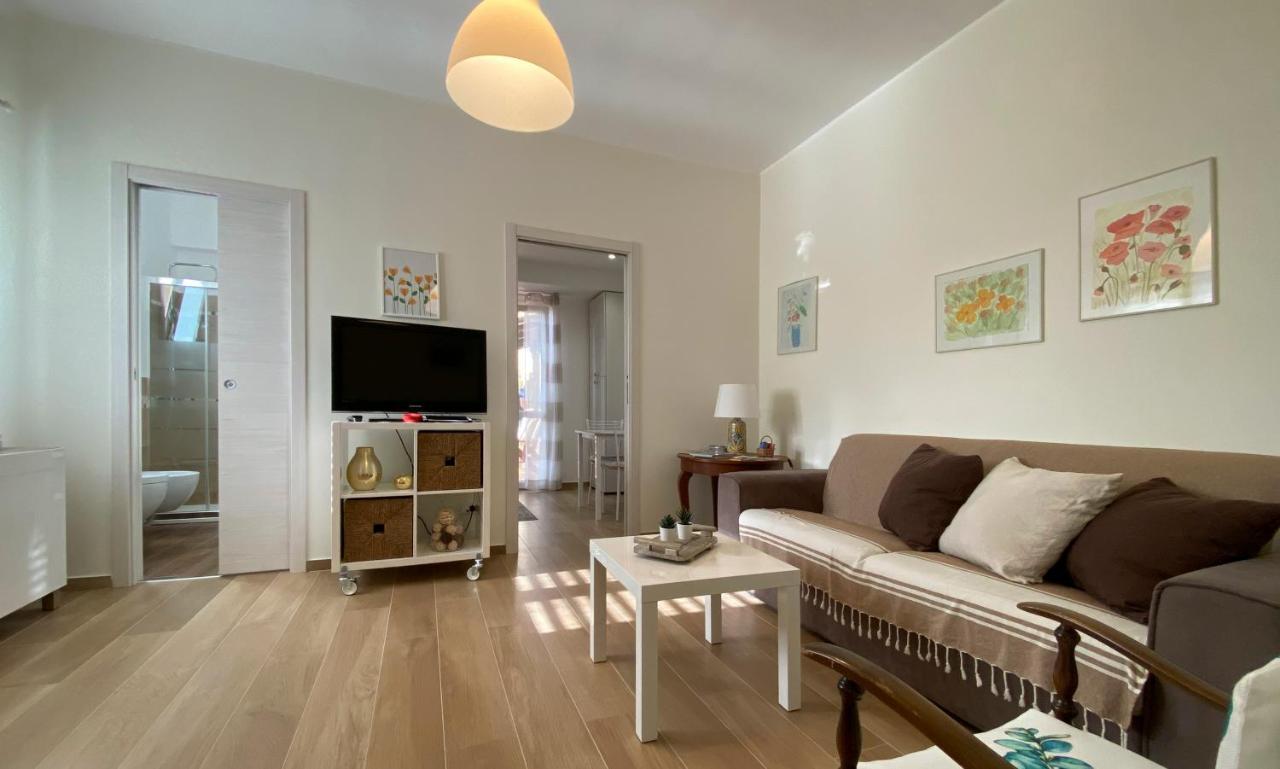 Casa Vacanze Marale Кастельмола Экстерьер фото
