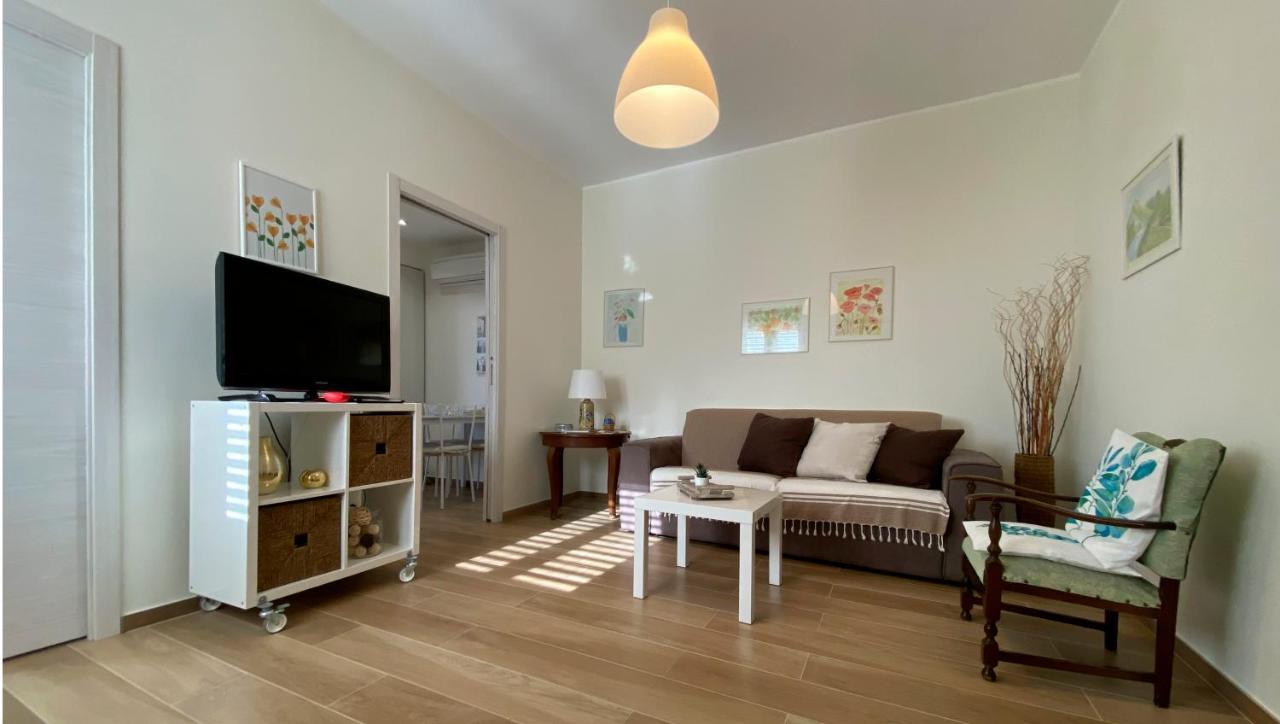 Casa Vacanze Marale Кастельмола Экстерьер фото