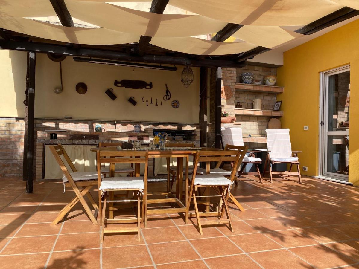 Casa Vacanze Marale Кастельмола Экстерьер фото